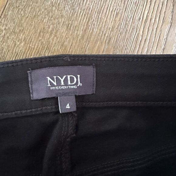 NYDJ Sheri Slim Jeans In Black - Picture 9 of 11